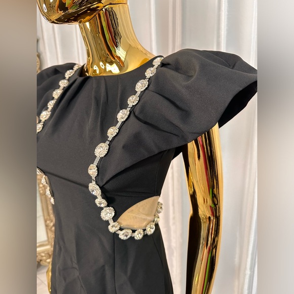 Power Shoulder Crystal Cut out  Baby Doll Dress - Picture 3 of 7